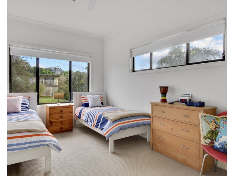 76 Carroll Avenue, Mollymook NSW 2539