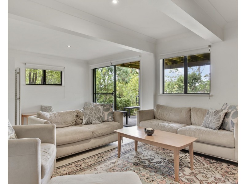 76 Carroll Avenue, Mollymook NSW 2539
