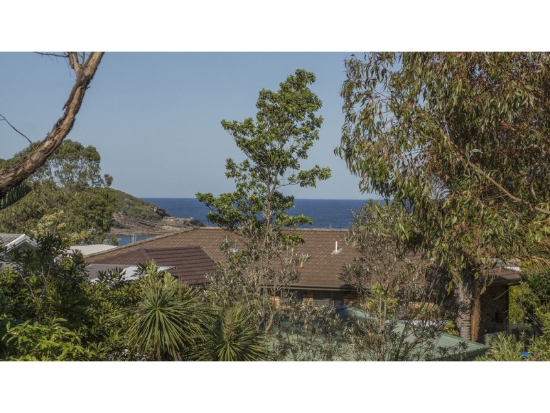 76 Carroll Avenue, Mollymook NSW 2539