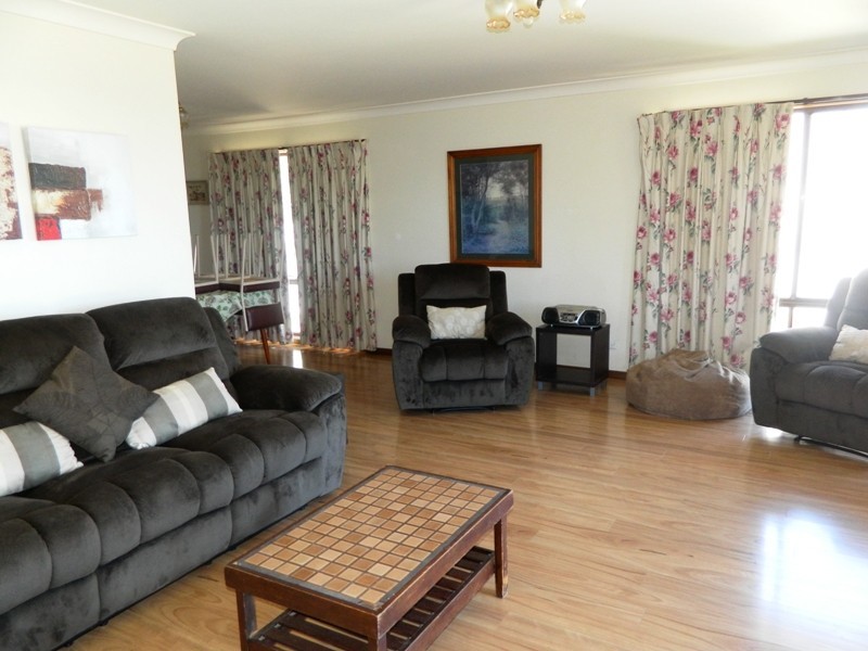 20 Rennies Beach Close, Ulladulla NSW 2539