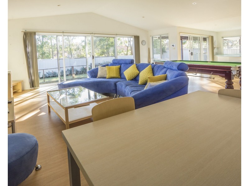 8 Conley Avenue, Lake Conjola NSW 2539