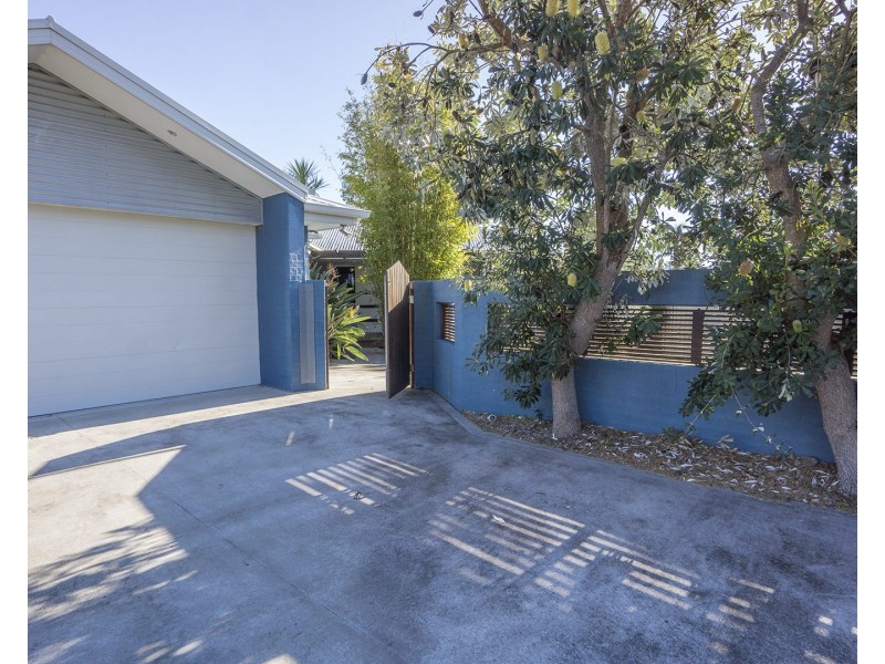 8 Conley Avenue, Lake Conjola NSW 2539