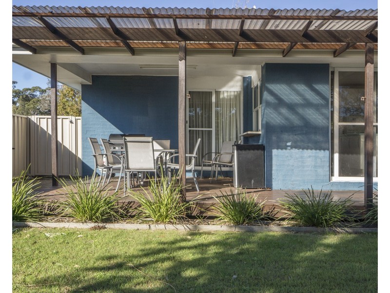 8 Conley Avenue, Lake Conjola NSW 2539