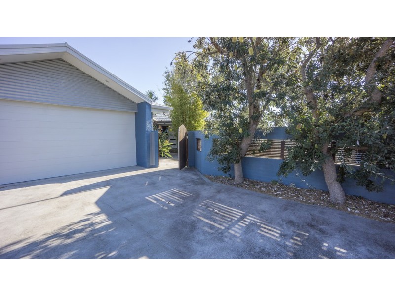 8 Conley Avenue, Lake Conjola NSW 2539