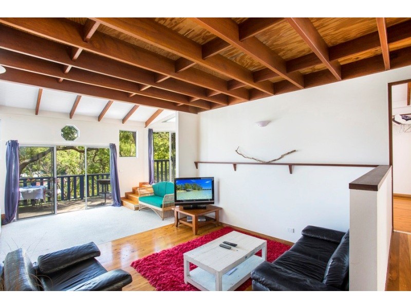 74 Canberra Crescent, Burrill Lake NSW 2539
