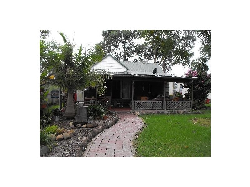23 Cowper St, Stroud NSW 2425
