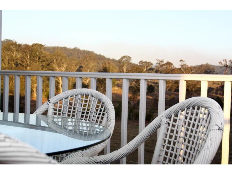 52 Memorial Ave, Stroud NSW 2425