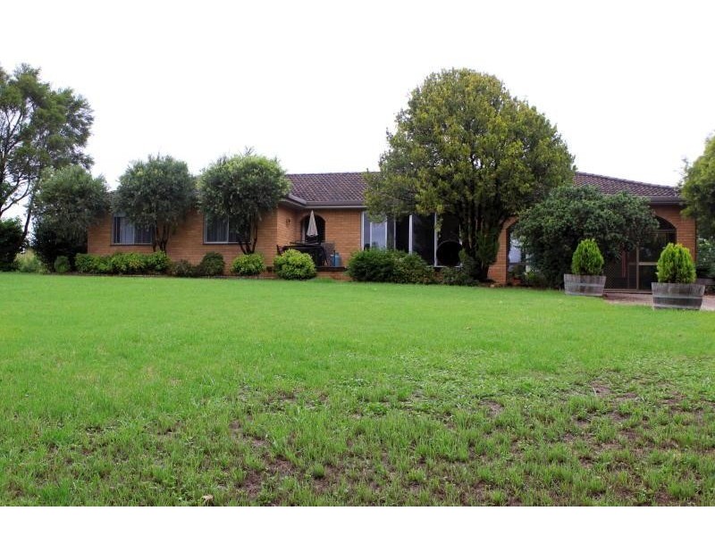 12 Simmsville Rd, Stroud NSW 2425