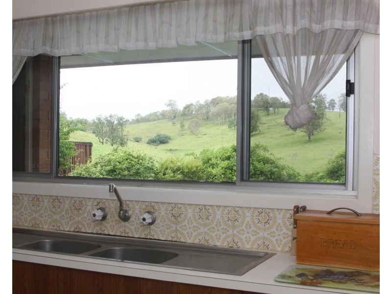 12 Simmsville Rd, Stroud NSW 2425