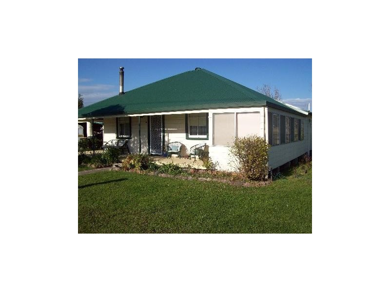 25 Cowper St, Stroud NSW 2425