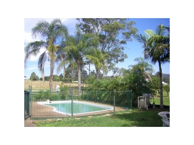15-17 Wye St, Stroud NSW 2425