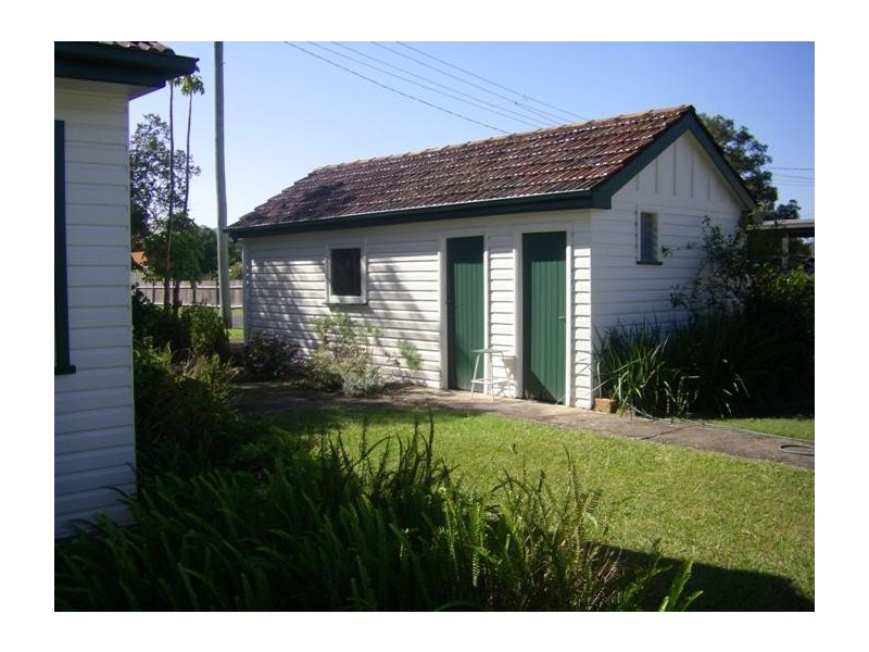 15 Lowrey St, Stroud NSW 2425