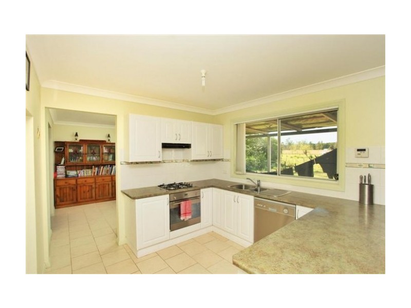 2316 Bucketts Way, Booral NSW 2425