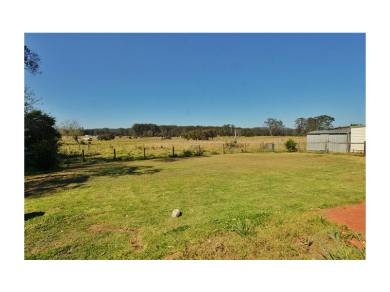 2316 Bucketts Way, Booral NSW 2425