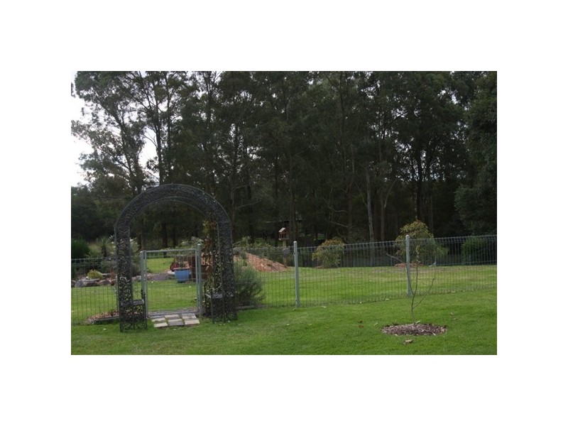 63 Old Coach Rd, Limeburners Creek NSW 2324