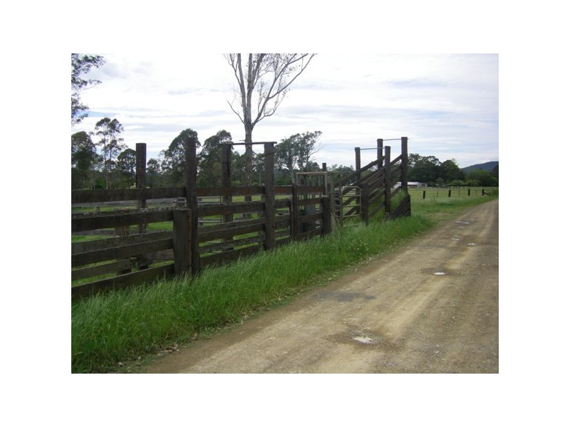 1644 Bucketts Way, Booral NSW 2425