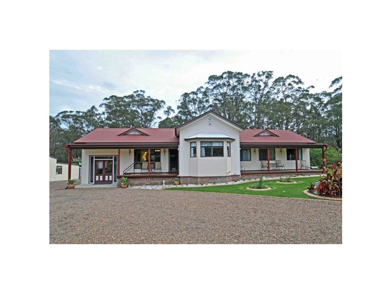 2124 Bucketts Way, Booral NSW 2425