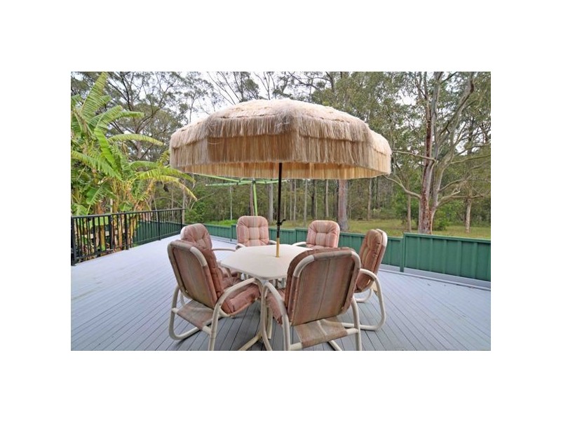 2124 Bucketts Way, Booral NSW 2425