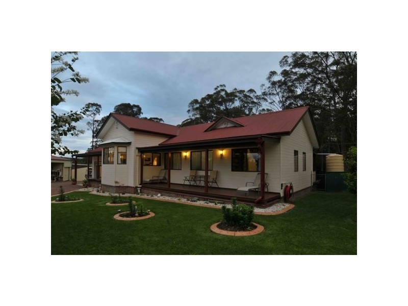 2124 Bucketts Way, Booral NSW 2425