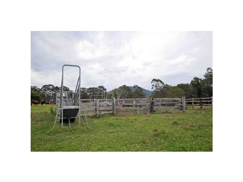 1318 Booral Rd, Girvan NSW 2425