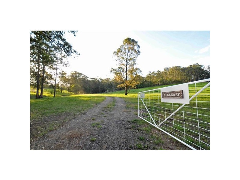 1464 Booral Rd, Girvan NSW 2425