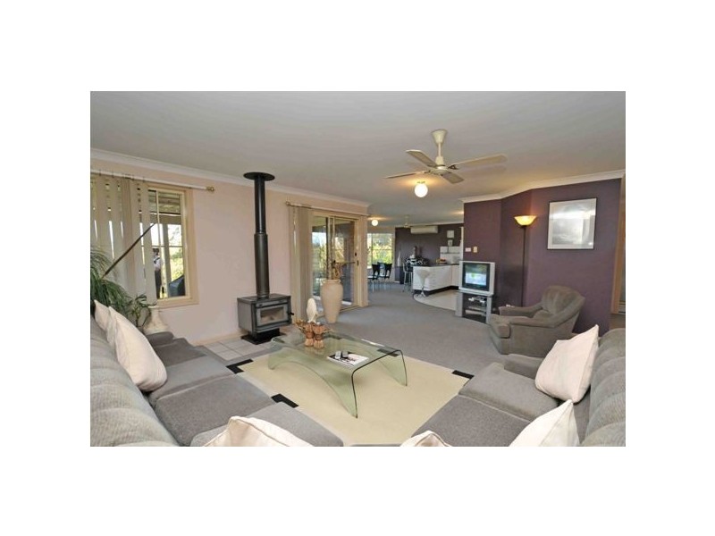 1464 Booral Rd, Girvan NSW 2425