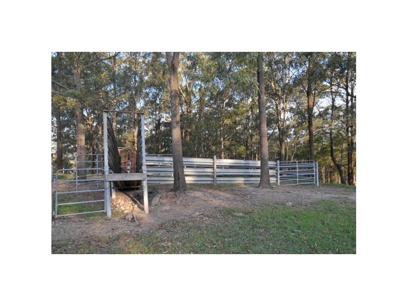 1464 Booral Rd, Girvan NSW 2425