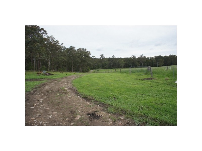 1450 Booral Rd, Girvan NSW 2425