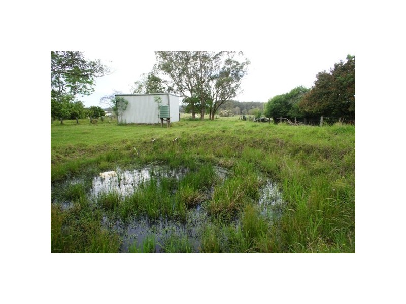 2322 Bucketts Way, Booral NSW 2425