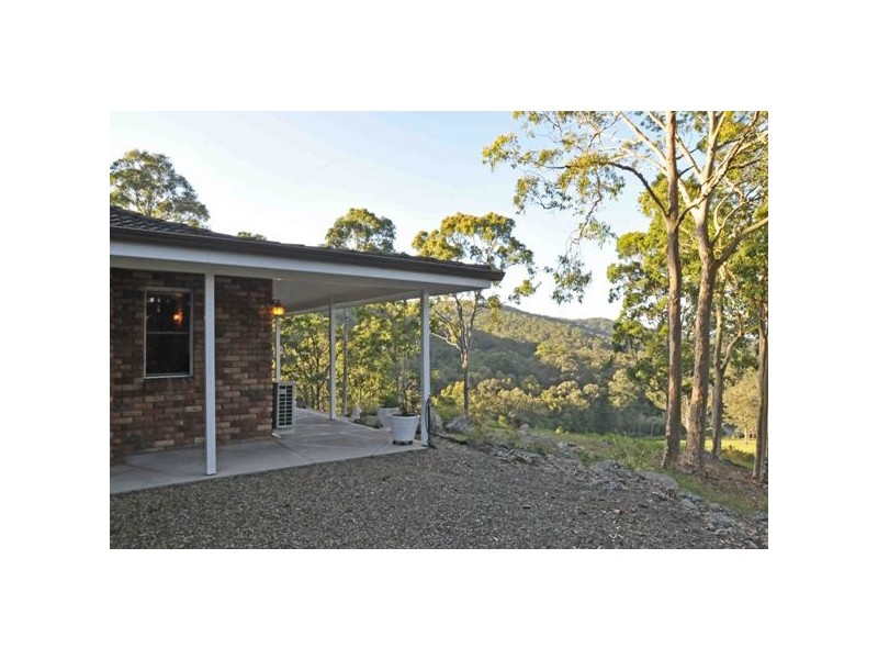 2069 Bucketts Way, Booral NSW 2425