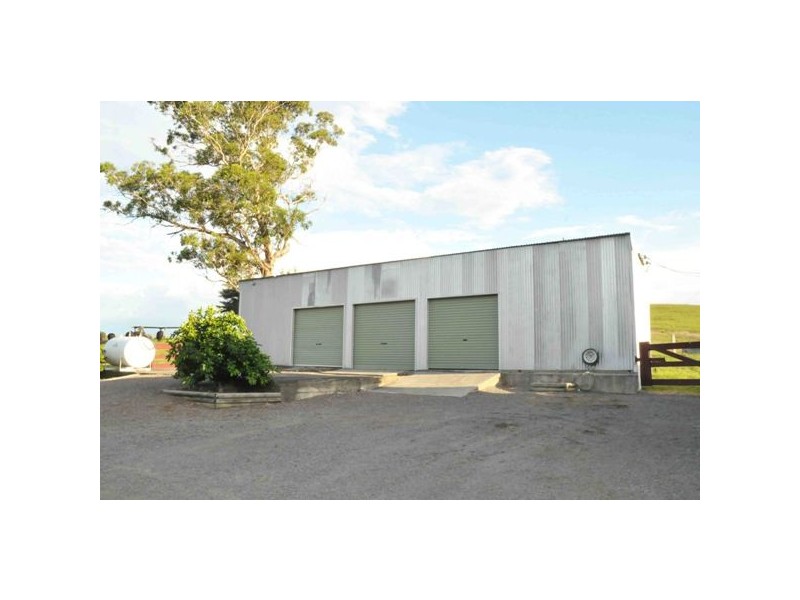 “Beresford” Lostock via, Gresford NSW 2311