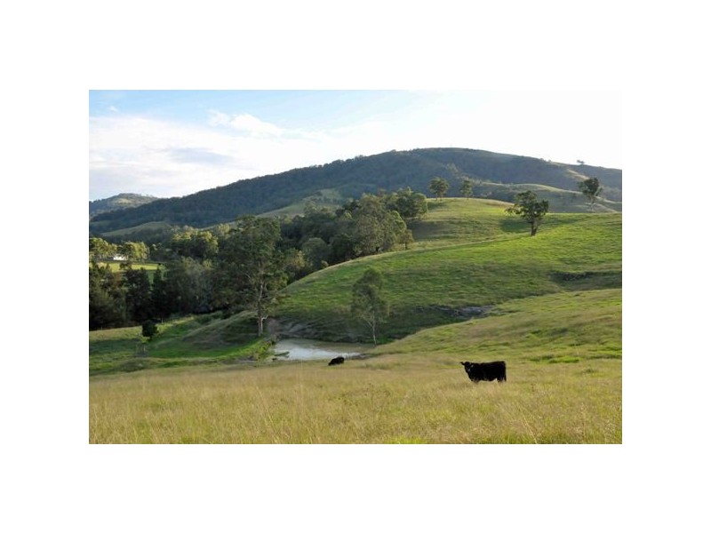 “Beresford” Lostock via, Gresford NSW 2311