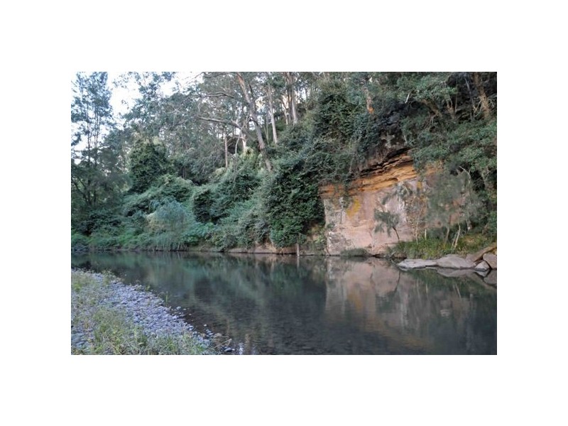 “Beresford” Lostock via, Gresford NSW 2311