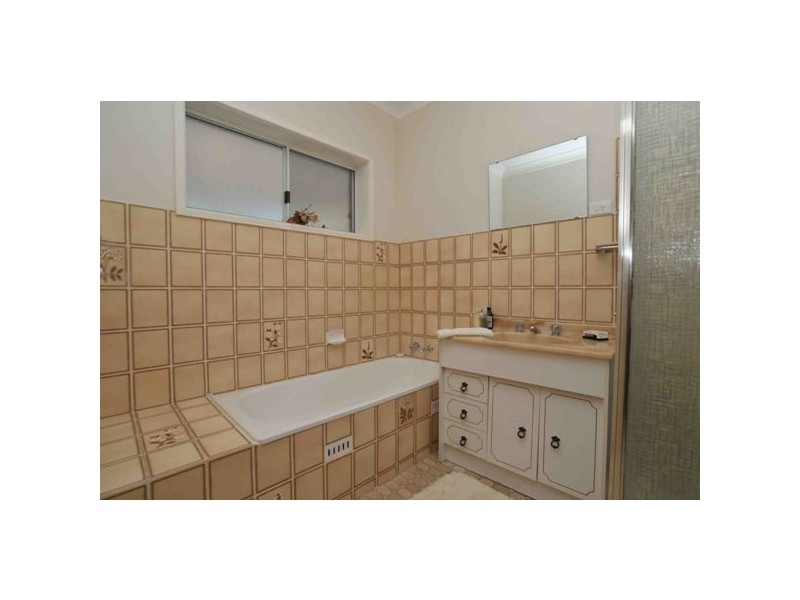 2069 Bucketts Way, Booral NSW 2425