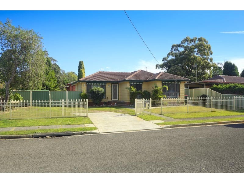1 Salamander Pl, Raymond Terrace NSW 2324