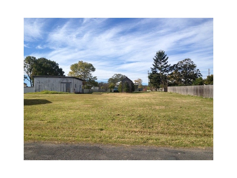 6 Lowrey Street, Stroud NSW 2425