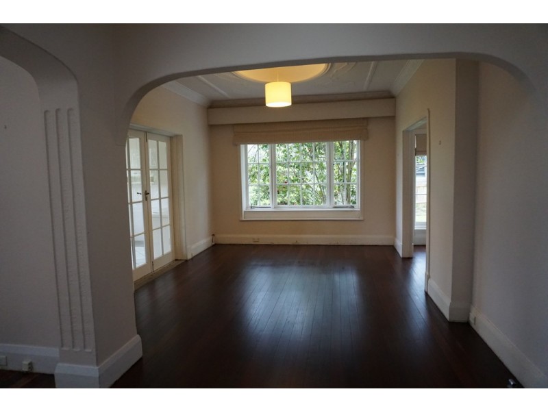 56 Fourth Avenue, Willoughby NSW 2068