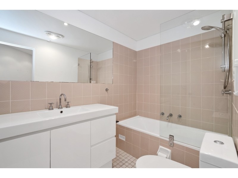 1/1A Penkivil Street, Willoughby NSW 2068