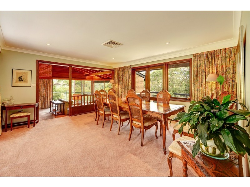 8 Cherry Place, Castle Cove NSW 2069