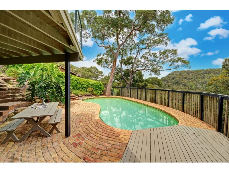 8 Cherry Place, Castle Cove NSW 2069