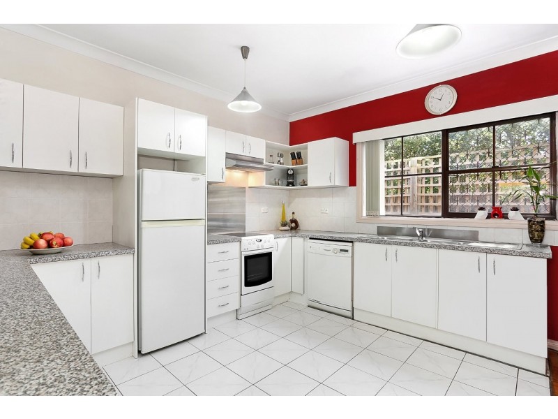 15 Strathmore Parade, Roseville NSW 2069