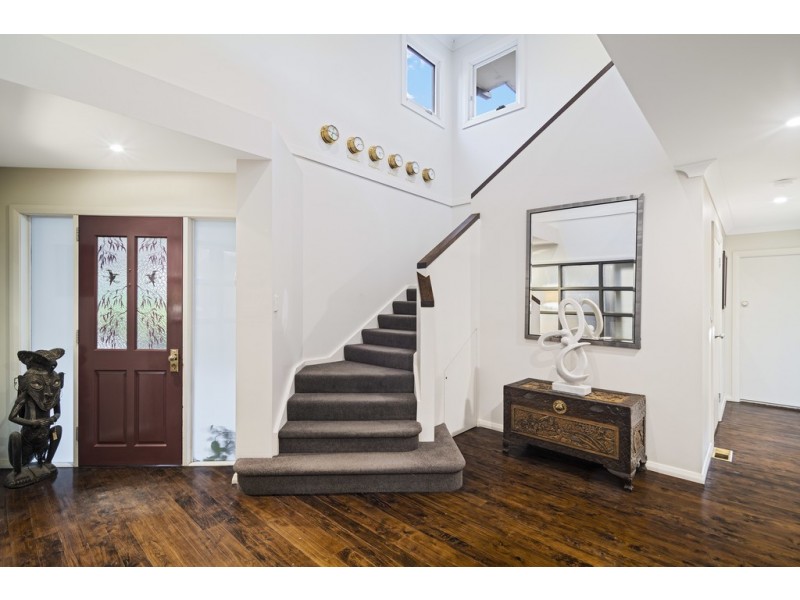 12 Alvona Avenue, St Ives NSW 2075