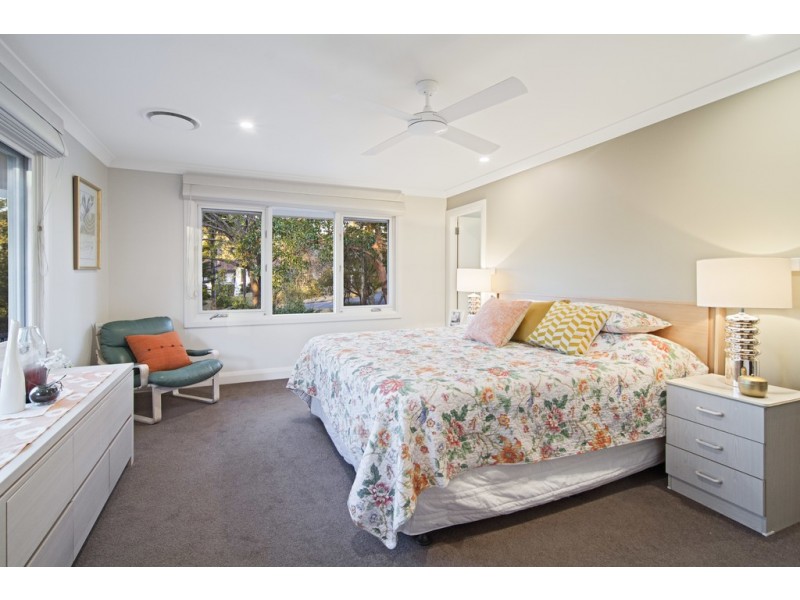 12 Alvona Avenue, St Ives NSW 2075