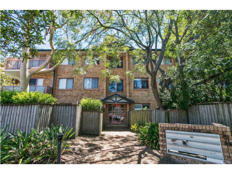 2/1A Penkivil Street, Willoughby NSW 2068