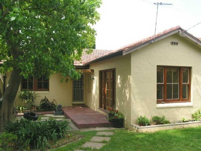 191 Eastern Valley Way, Middle Cove NSW 2068