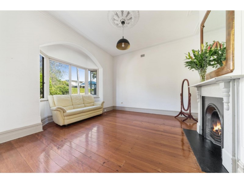 9 McBurney Street, Naremburn NSW 2065