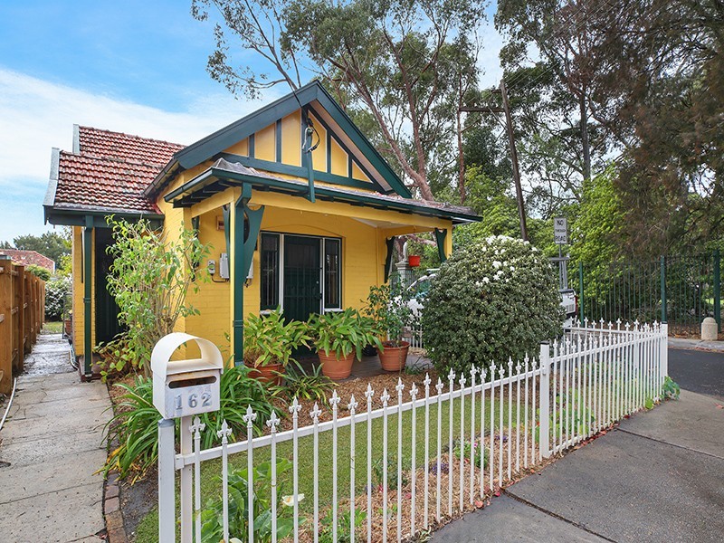 162 Atchison Street, Crows Nest NSW 2065