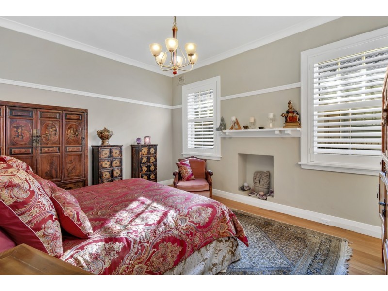 106 Eastern Valley Way, Willoughby NSW 2068