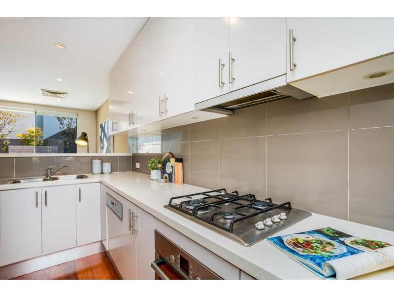 1/2 Hamilton Avenue, Naremburn NSW 2065