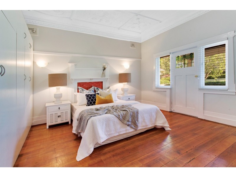 109 Macquarie Street, Roseville NSW 2069